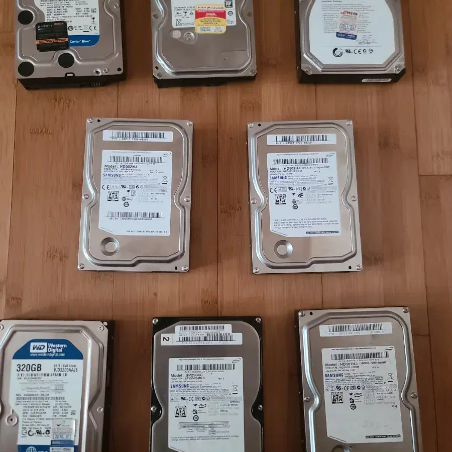 HDD 1T 3개 500G 2개 (320g,250G,160G 1개씩섭슈)