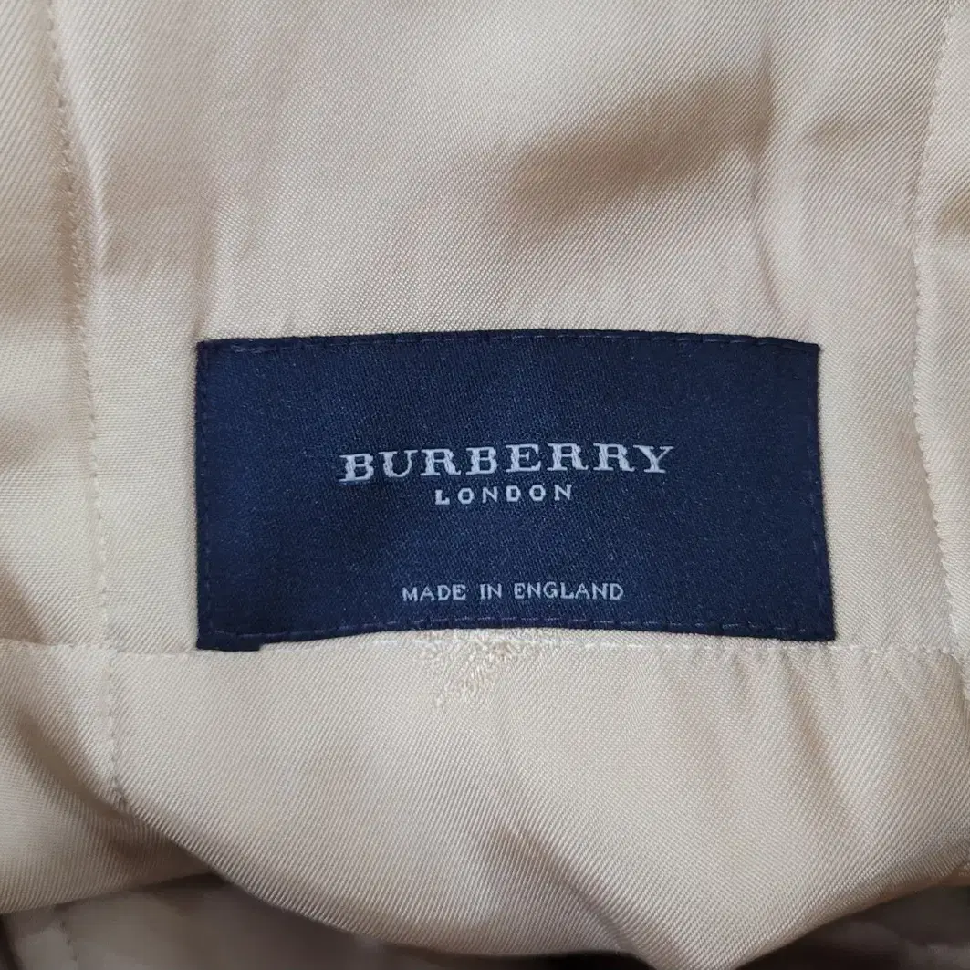 버버리 BURBERRY 여성 퀼팅 트렌치 코트  XL