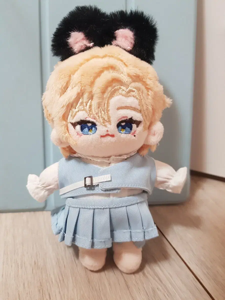 Clothes included plave noah Unofficial doll shinynoah