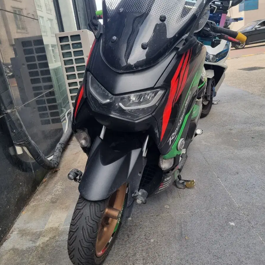 nmax125 파츠튜닝 마후라구변