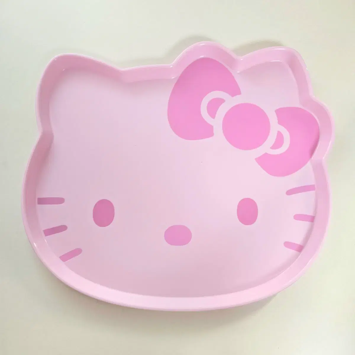 Classic Kitty Die-Cut Tray with Trays