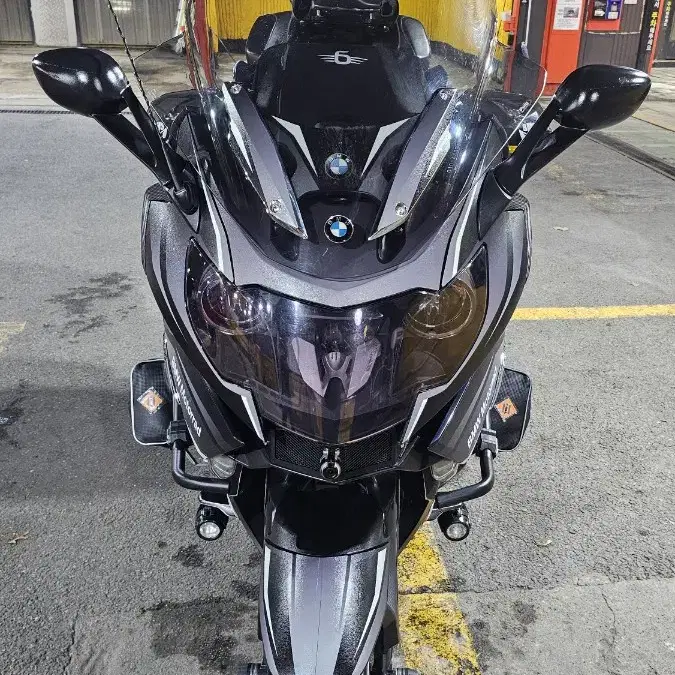 2011년 BMW K1600GTL 팝니다. 년식대비 깨끗하고 상태좋음