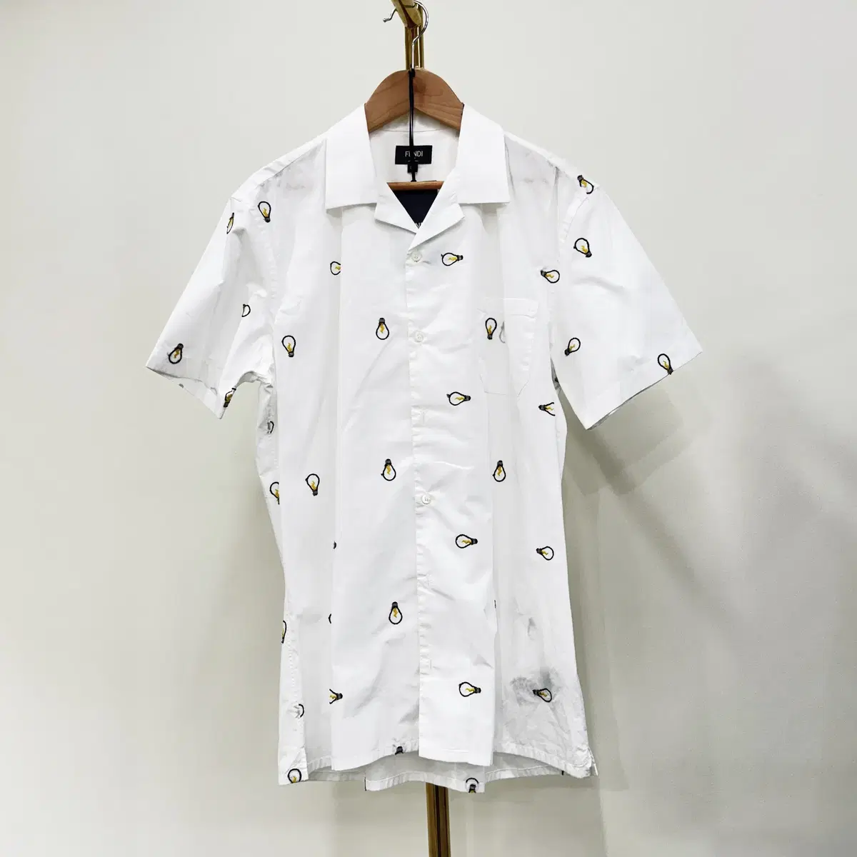 [95 - 100s] Fendi Embroidered Point Vahn Short Sleeve Men's Shirt White Regular Fit