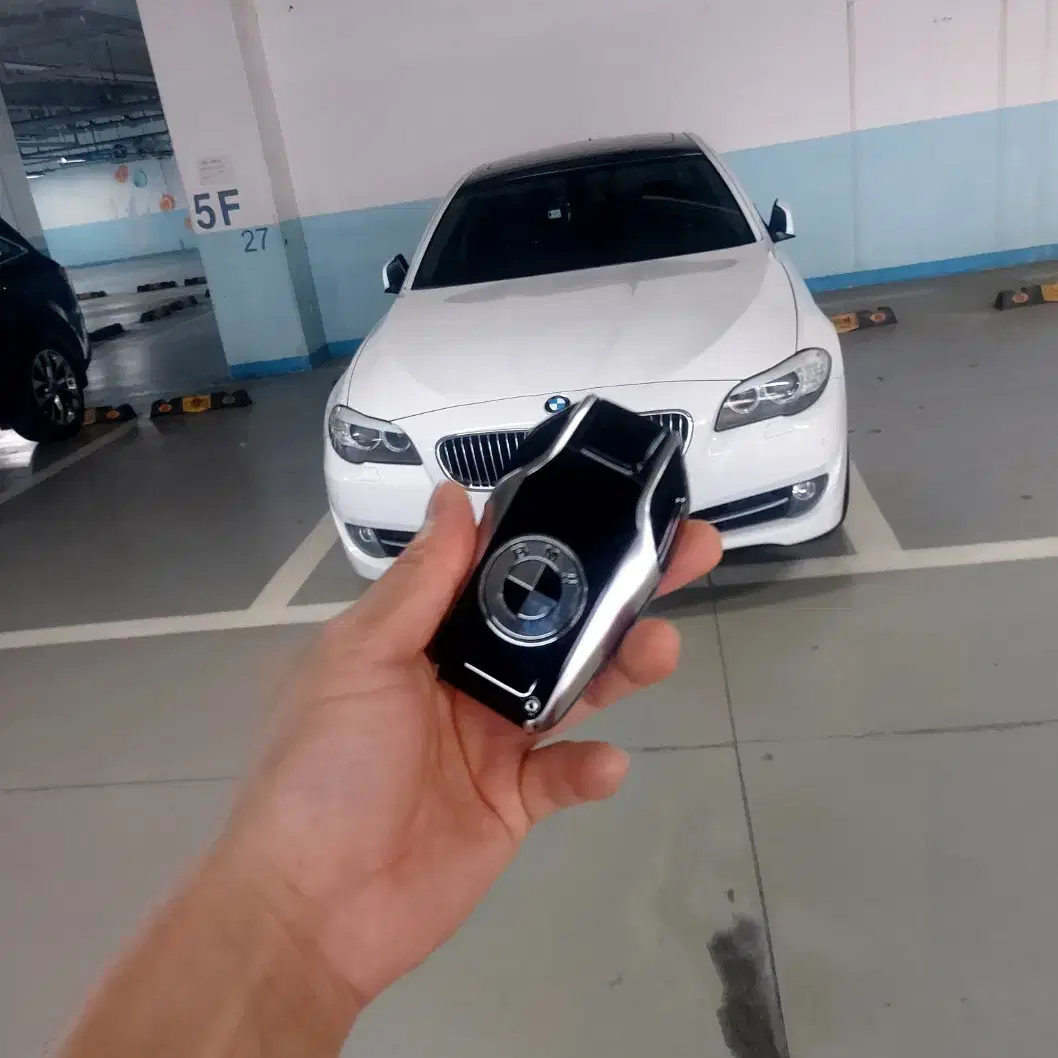 BMW 전연식 구형모델 차량키 업그레이드 PKE 근접도어 제어 추가