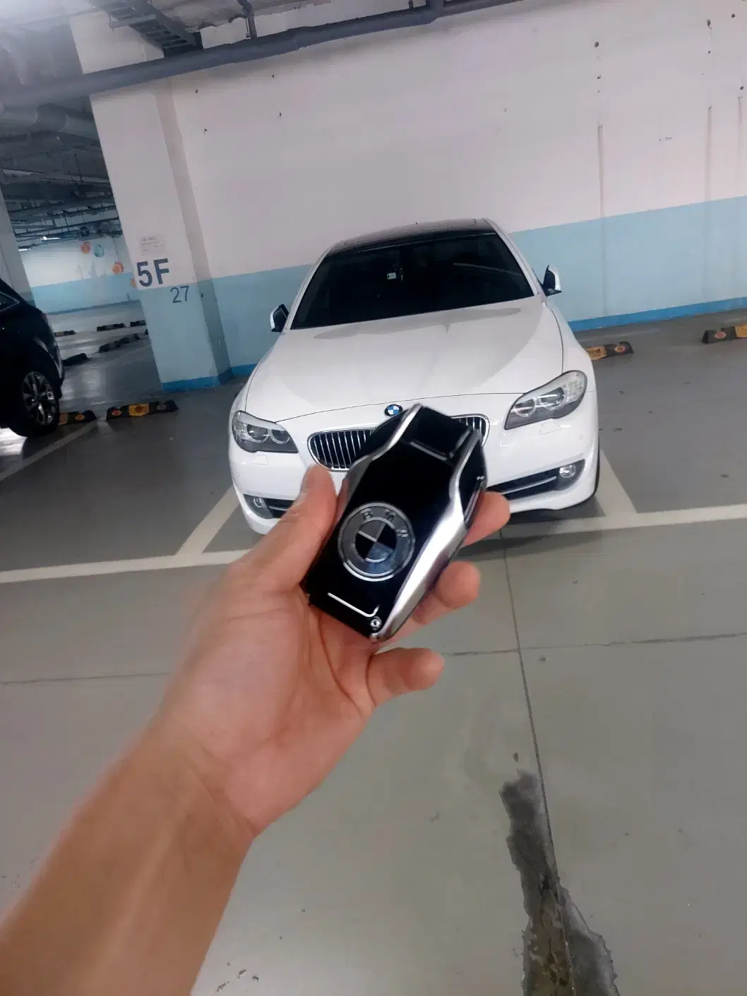 BMW 전연식 구형모델 차량키 업그레이드 PKE 근접도어 제어 추가