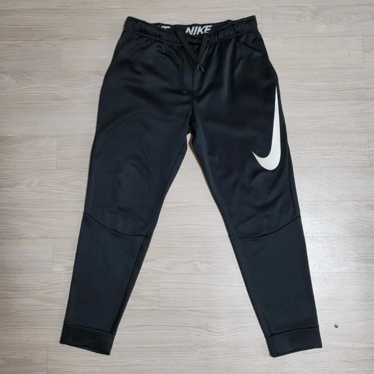 Nike BigSwoosh Thermapants