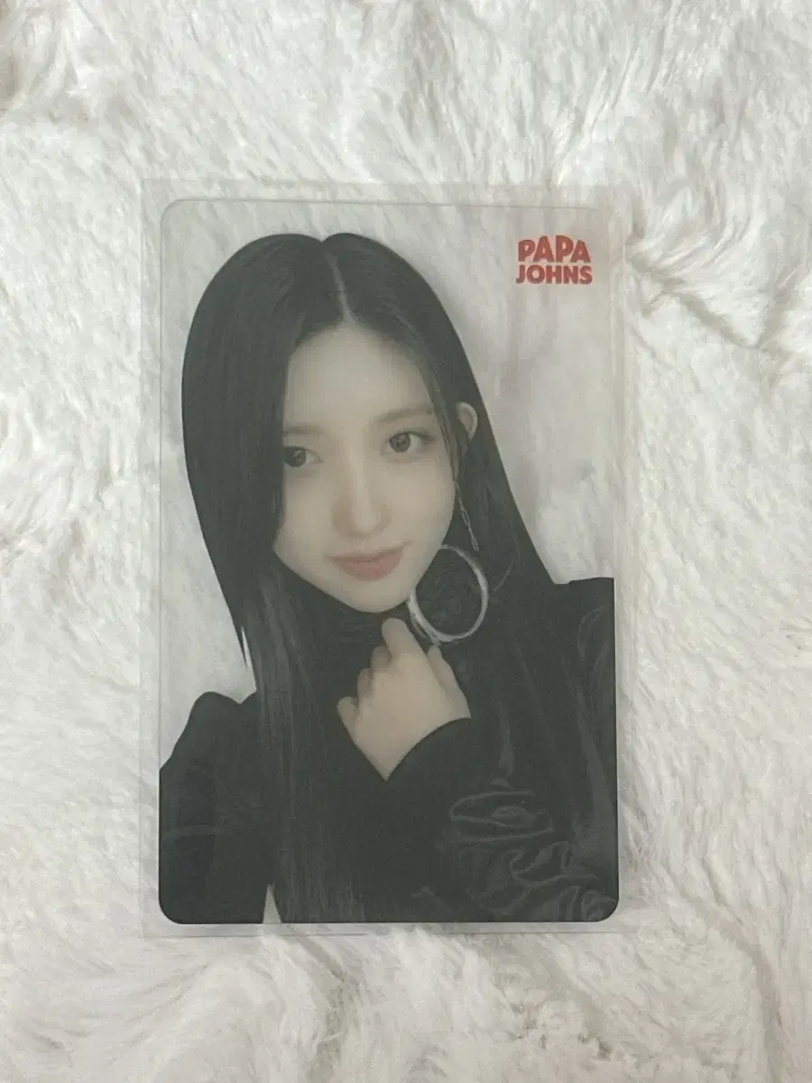 Late hold)ive gaeul papa johns pazon 4th photocard wts