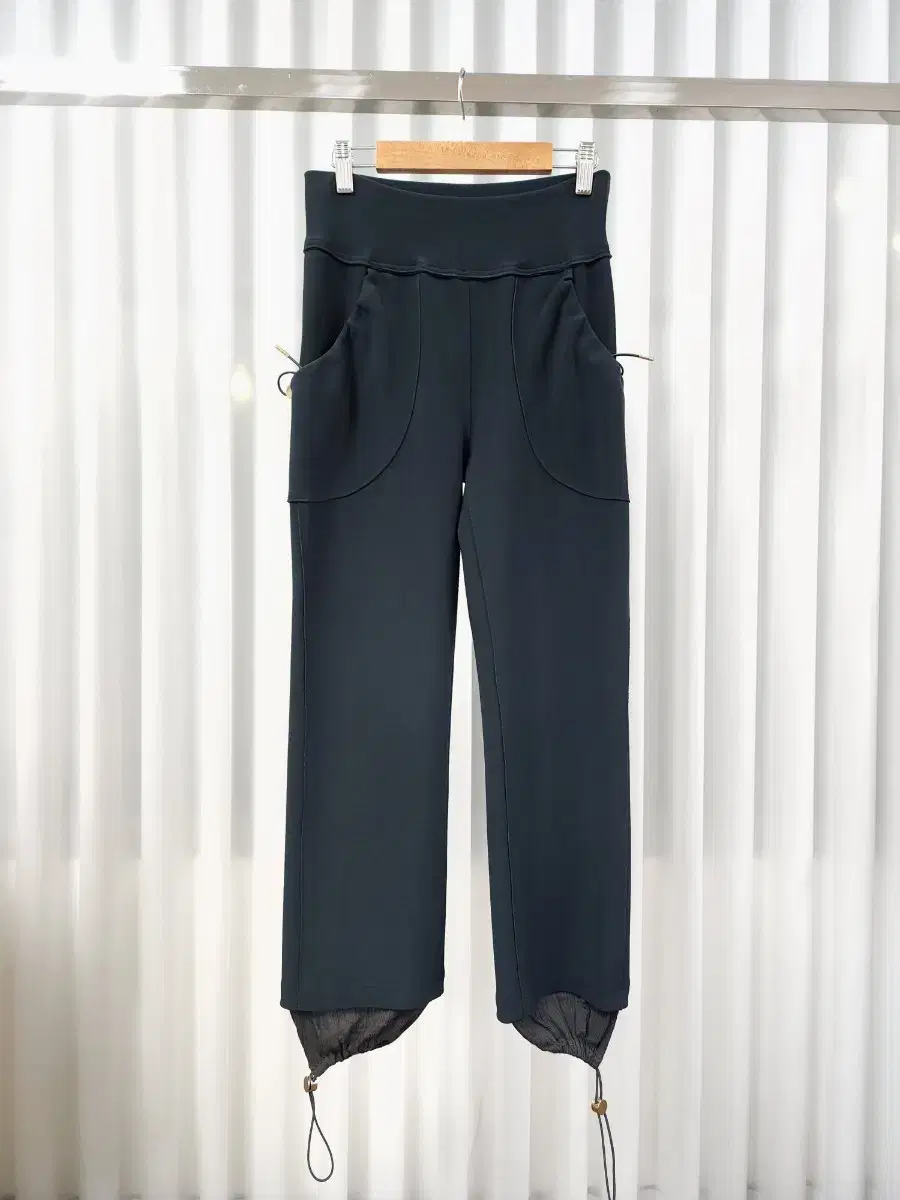 J.CHUNGDeep green spandex jogger pants