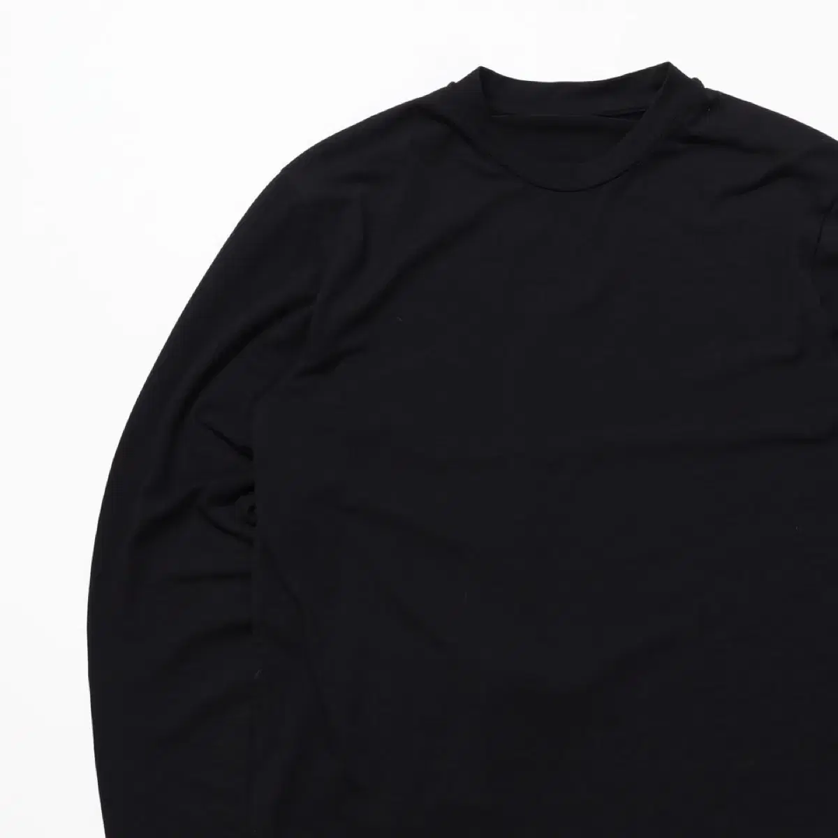 SATISFY Product Packable Long Sleeve