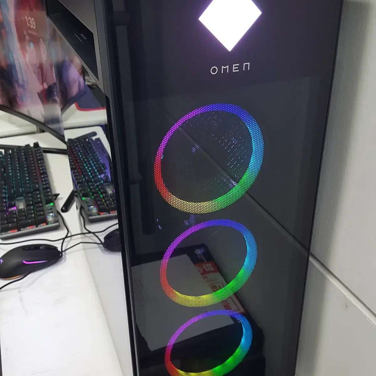 HP 최고급 PC OMEN GT22-2001KI  모델입니다.