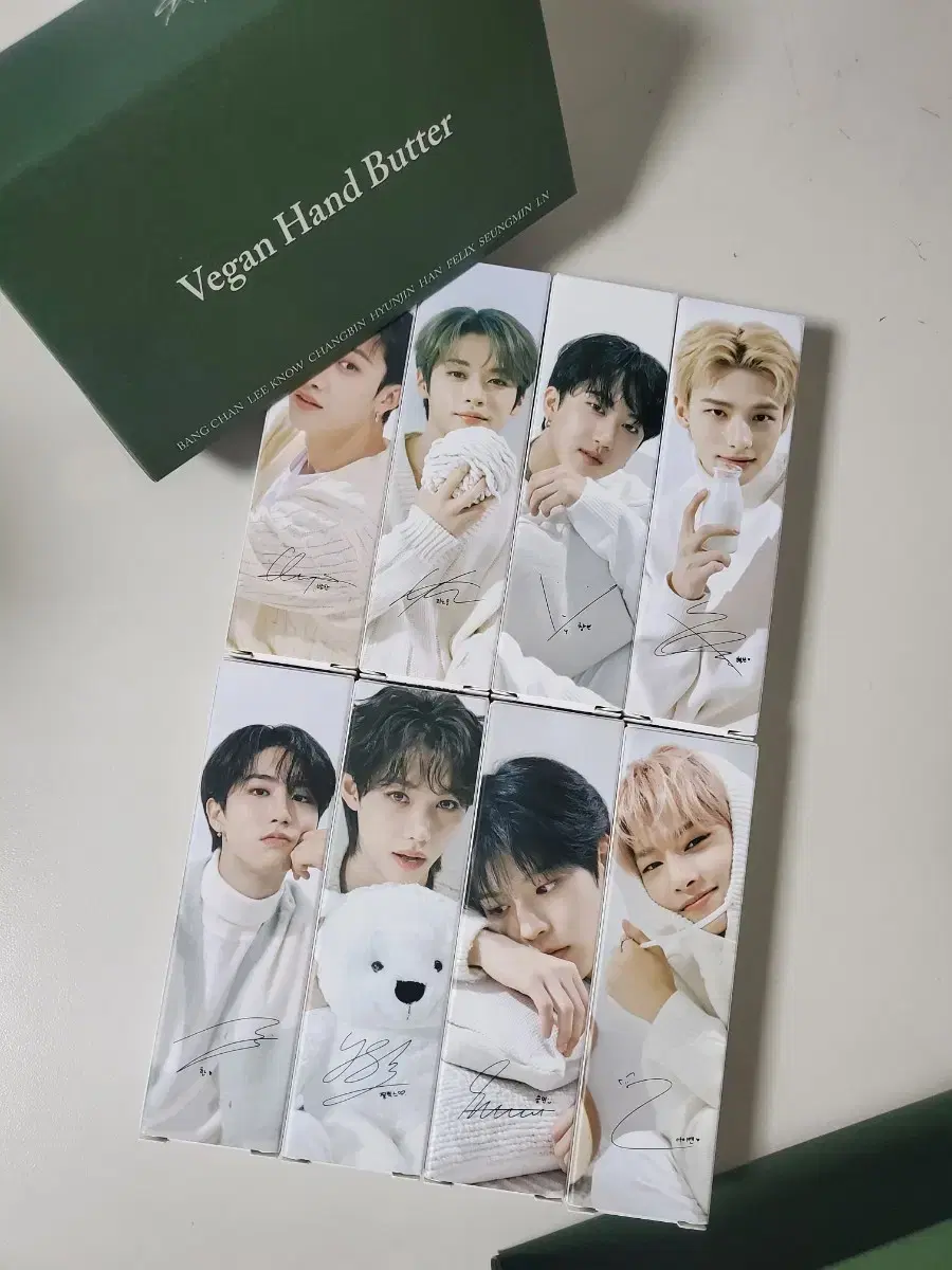 [unsealed new/upgraded] skz hand cream wts!