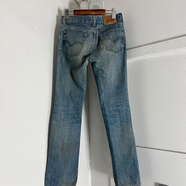 Levis 502 jean