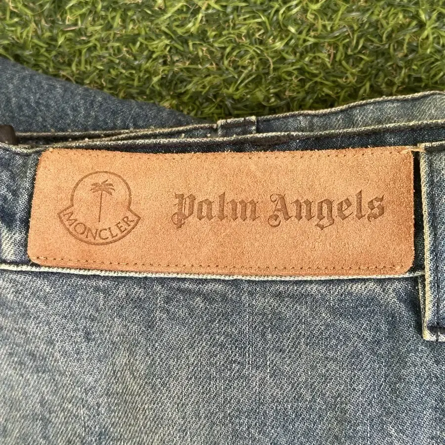 몽클레어X팜엔젤스 와이드 레그 진 MONCLER X PALM ANGELS