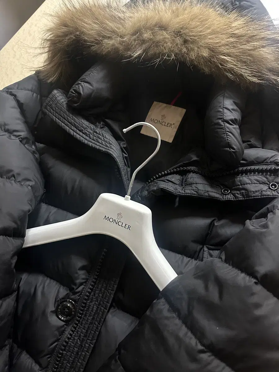 Moncler Cluny size 5 black