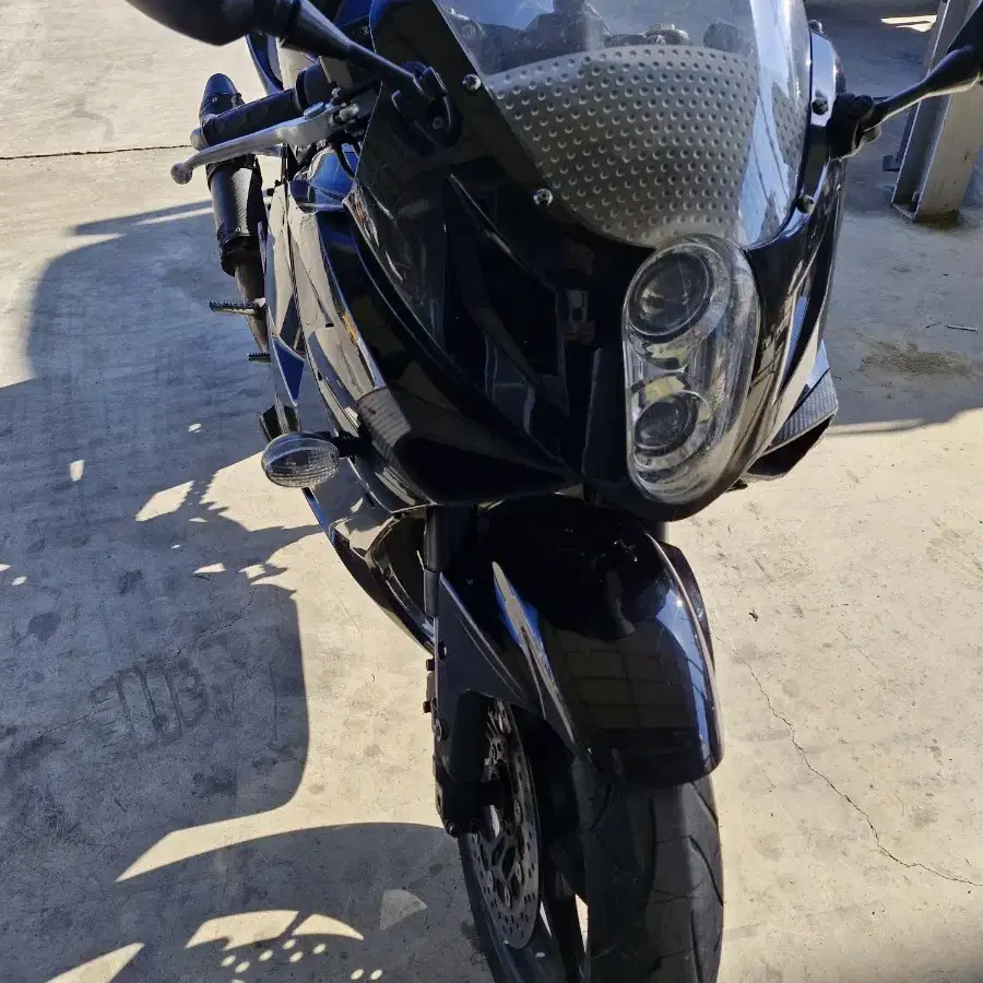 코멧GT650R 오토바이