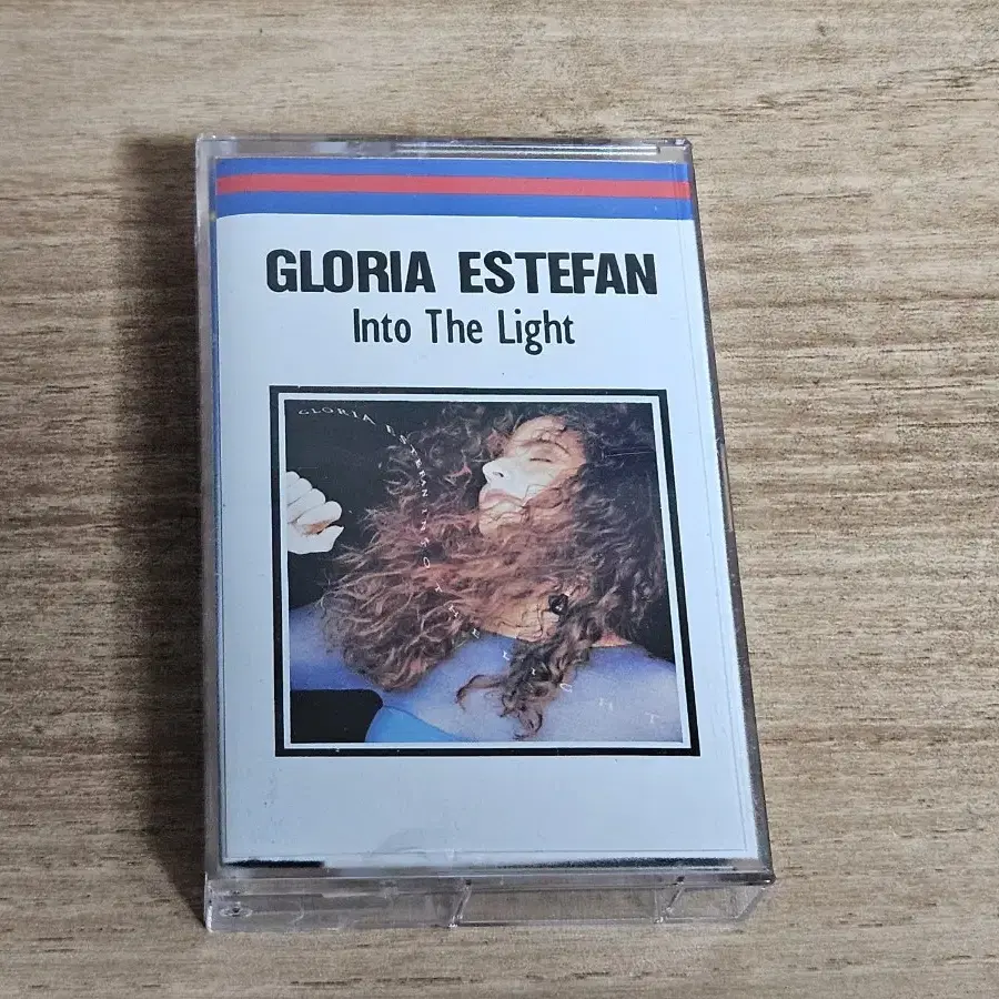 Gloria Estefan - Into The Light (Tape)