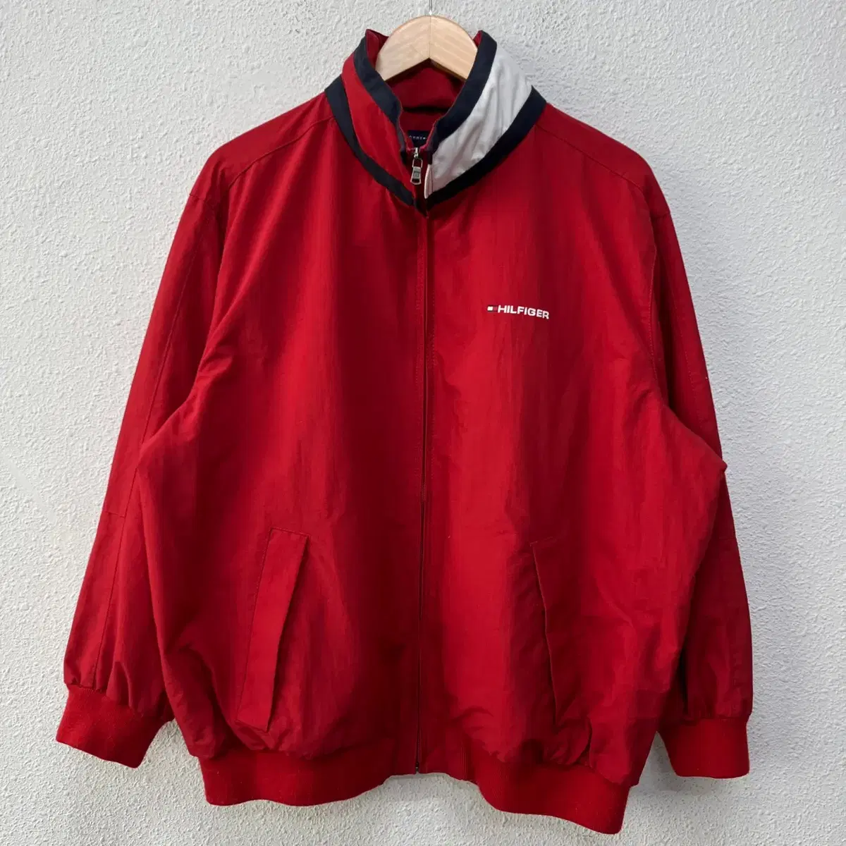 [M] Tommy Hilfiger Givenchy Bloom Windbreaker Red N3861