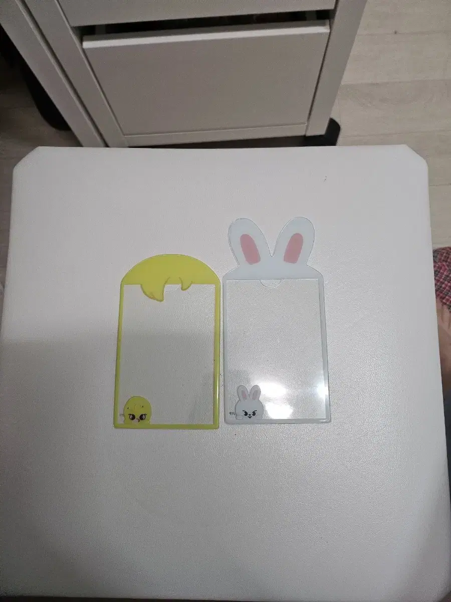 Pocky Leavitt Photocard Holder