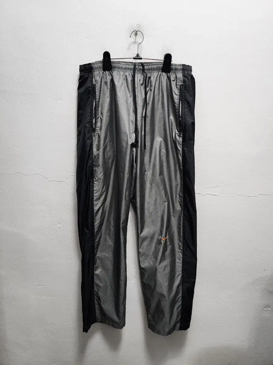 (large) Nike Old School Silver Wide Leg Pants