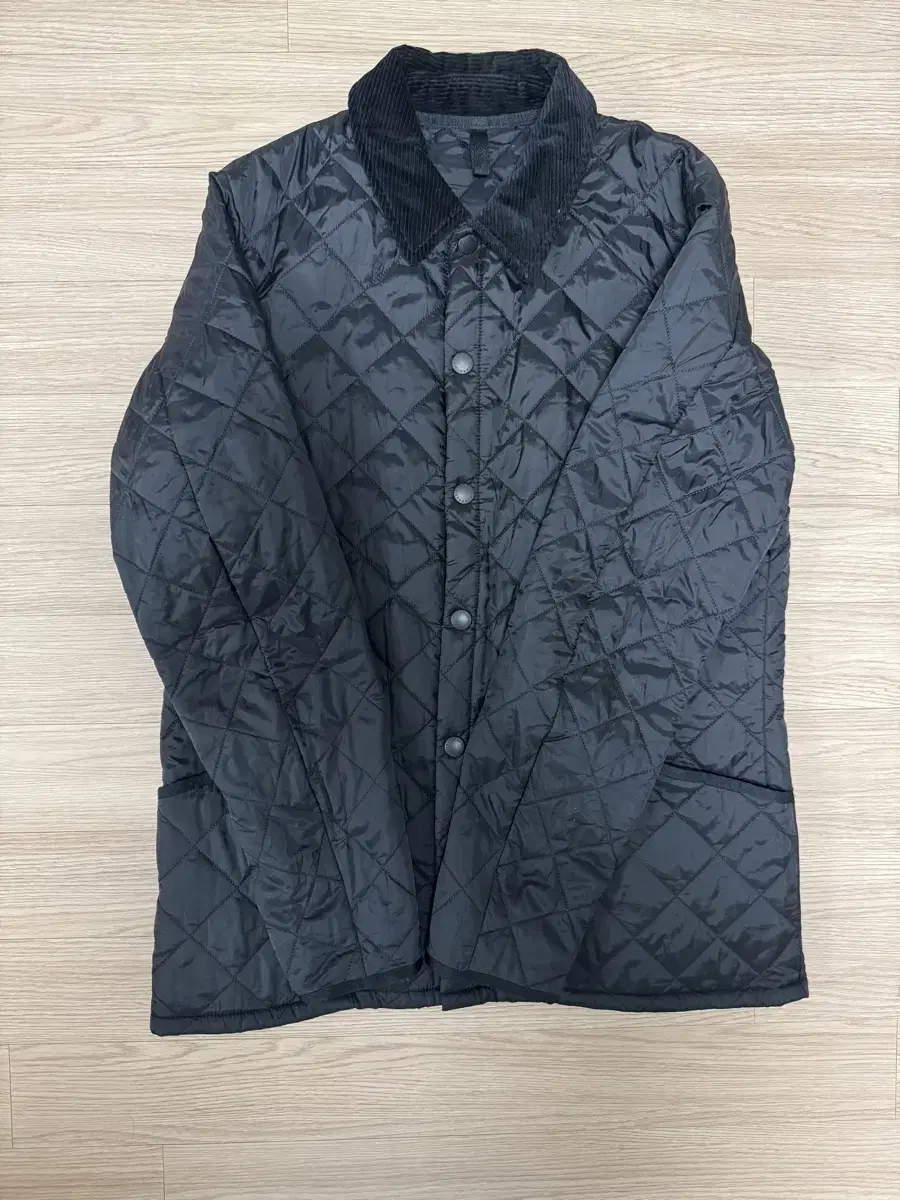 Barbour Lydesdale Black Large