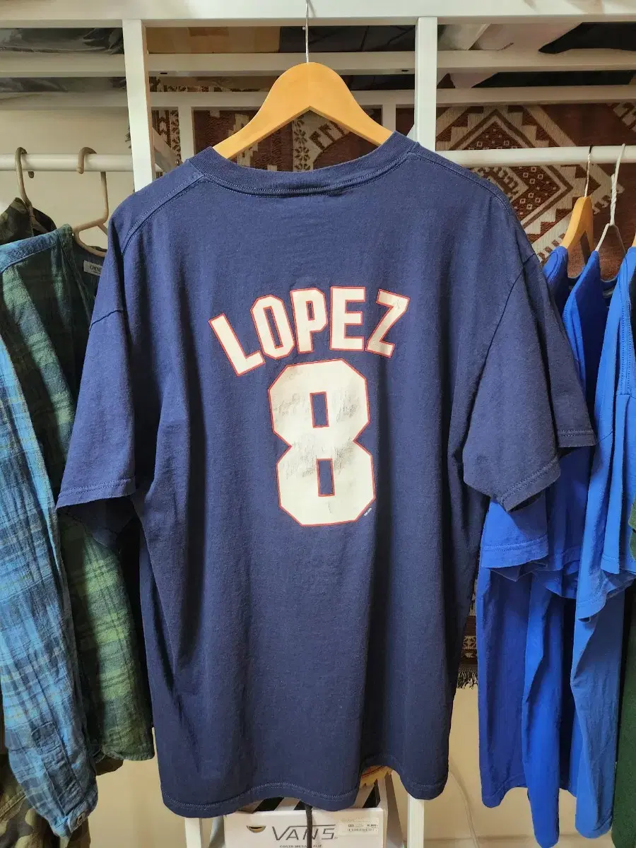 [XL] Delta Atlanta Lopez Merchandise Vintage T-Shirt