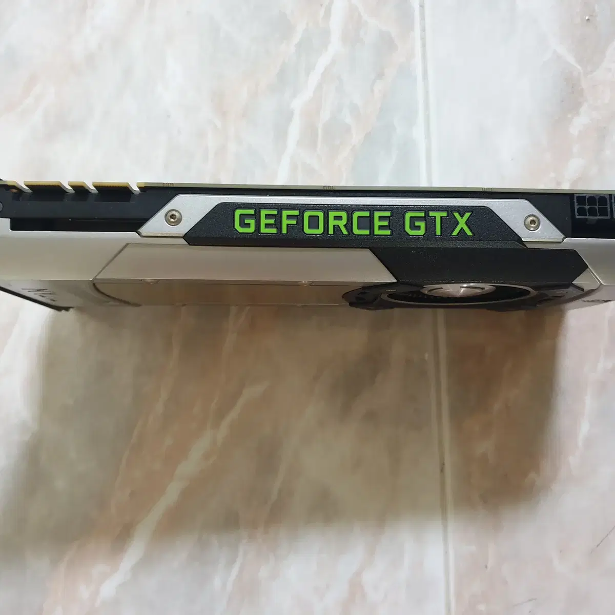 TITAN GEFORCE GTX  6G 8만원