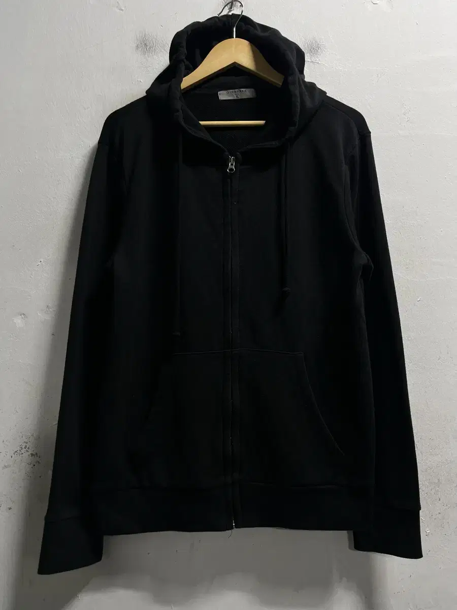 100-105 GIORDANO Black Sweatshirt Hoodie Zip Up Genuine