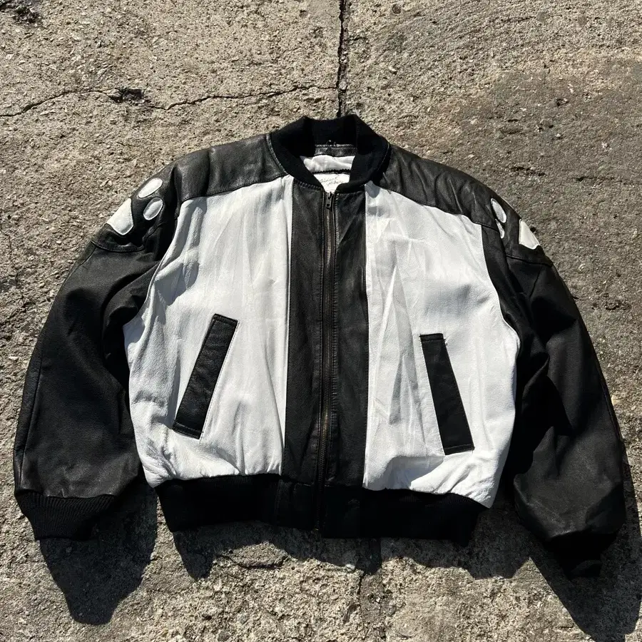 MICHAEL HOBAN LEATHER BOMBER 마이클호반 레더자켓