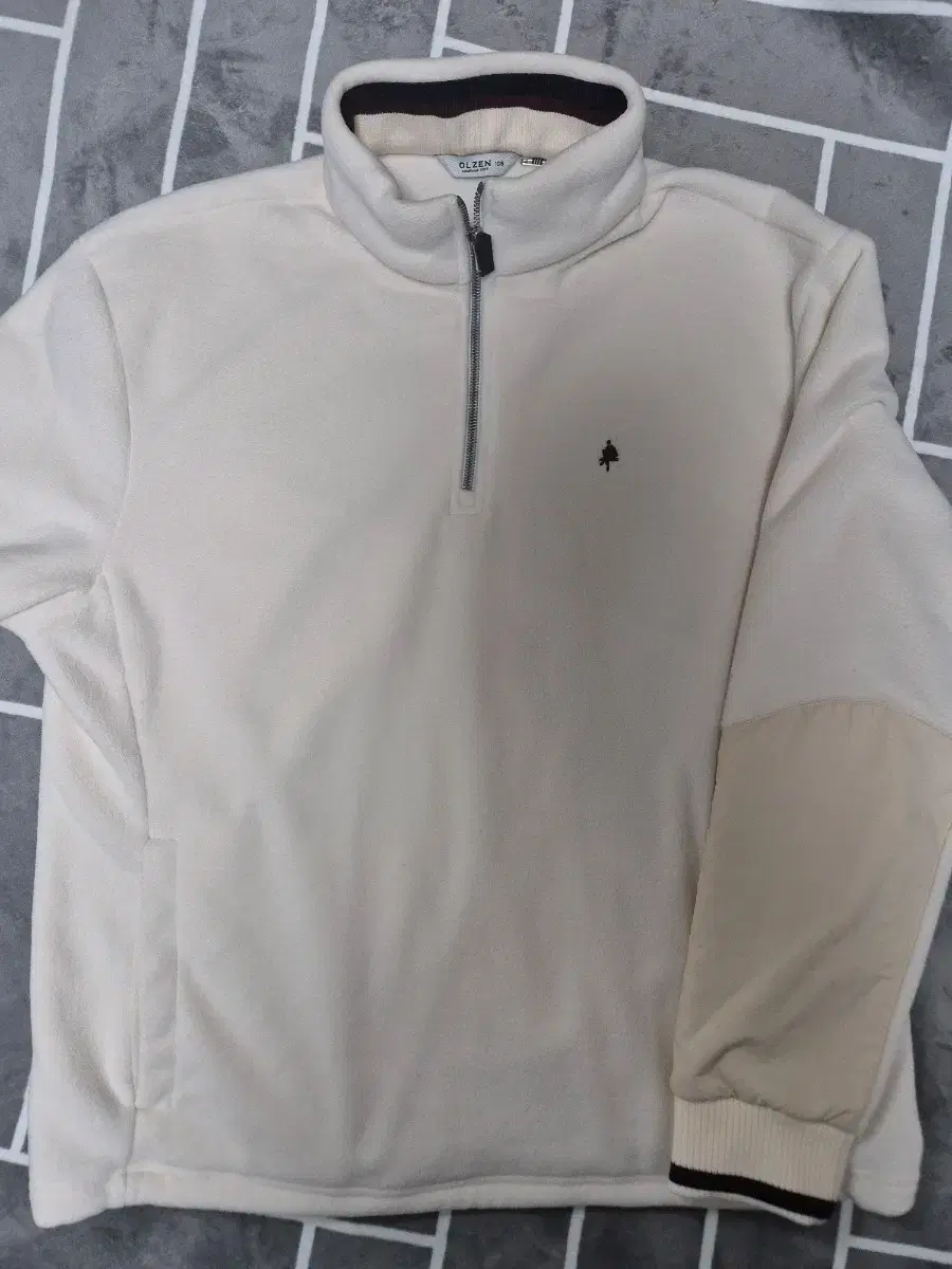 Olsen Fleece Vahn Zip-up 105