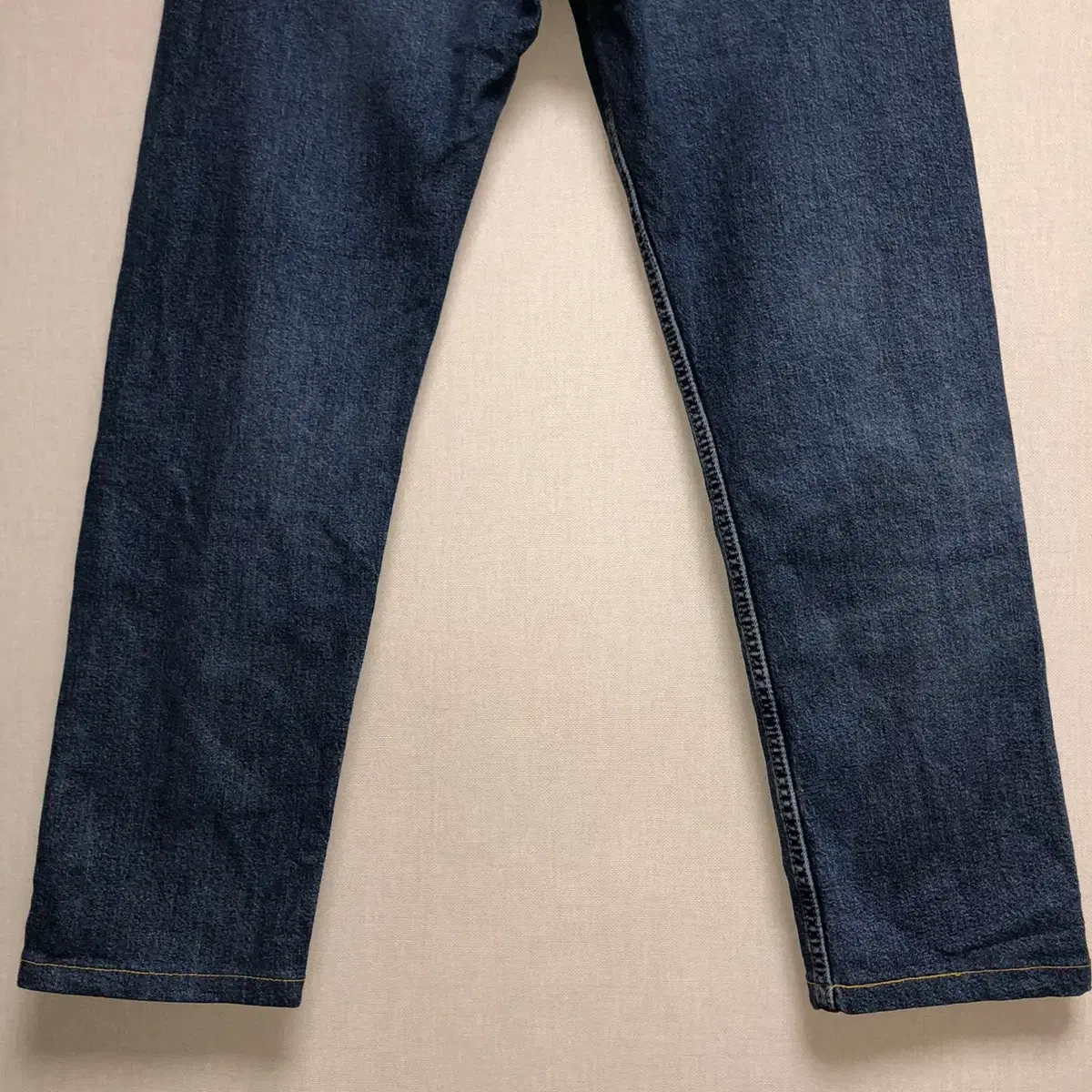 Levi's 502 레귤러 테이퍼 데님 팬츠(W32)