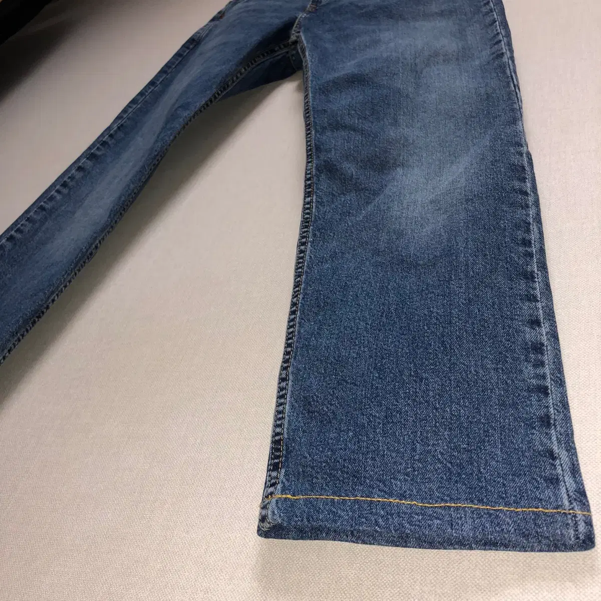 Levi's 502 레귤러 테이퍼 데님 팬츠(W32)