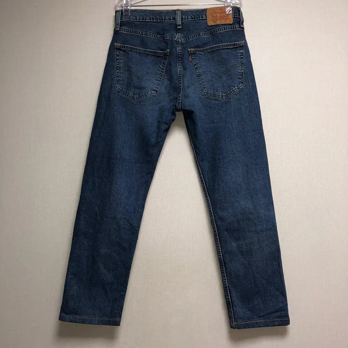 Levi's 502 레귤러 테이퍼 데님 팬츠(W32)