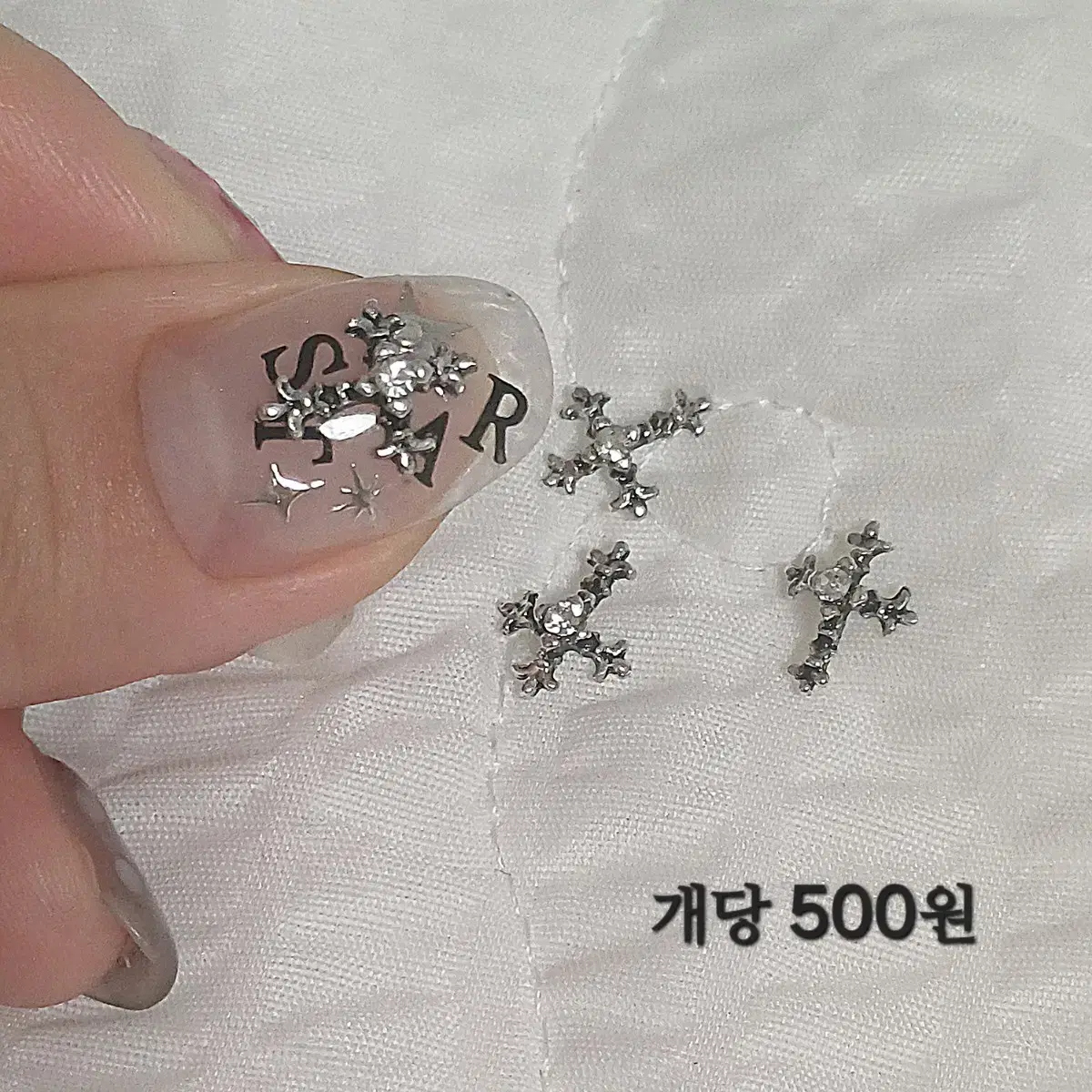 네일파츠 십자가 개당500원