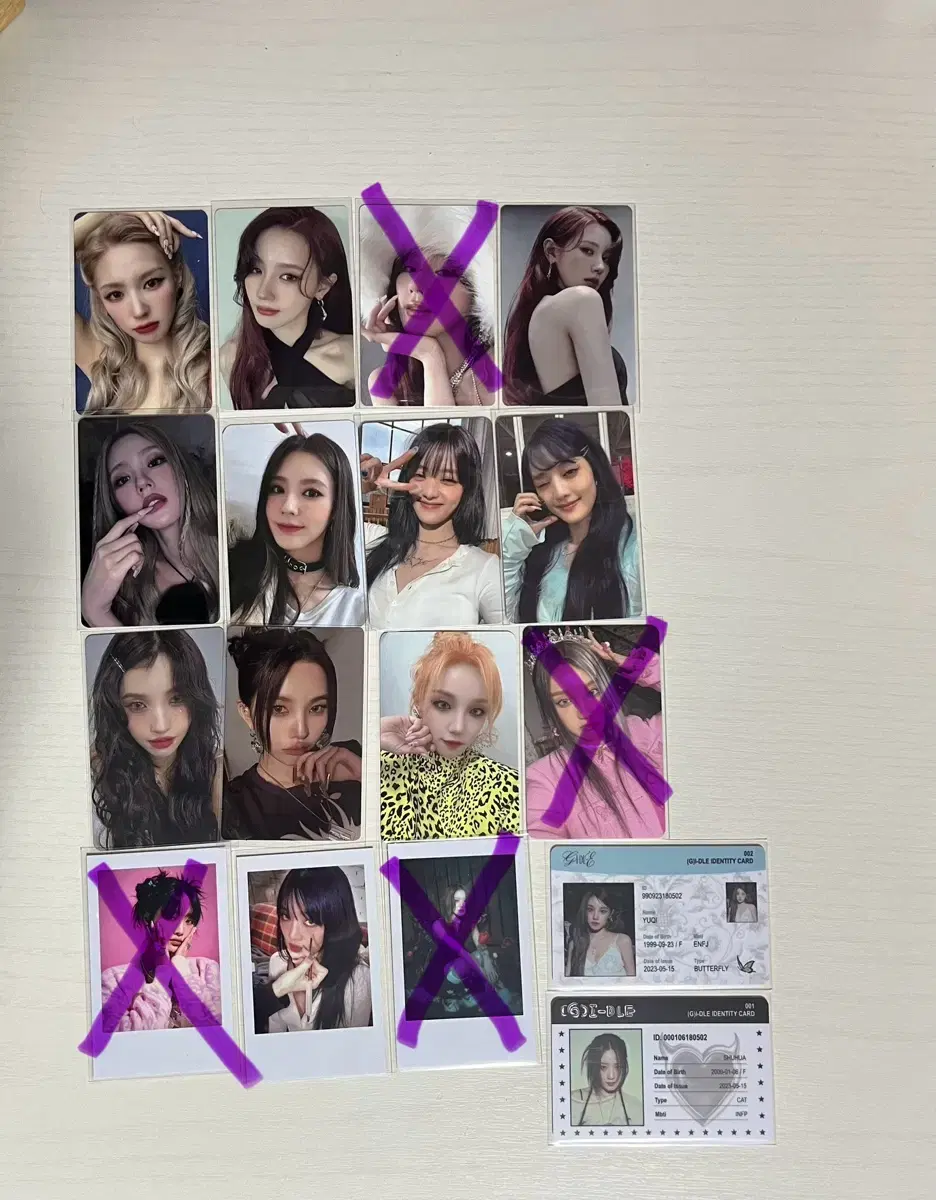 *priced down* (girls) photocard sells (miyeon, minnie, soyeon, yuqi, shuhua)