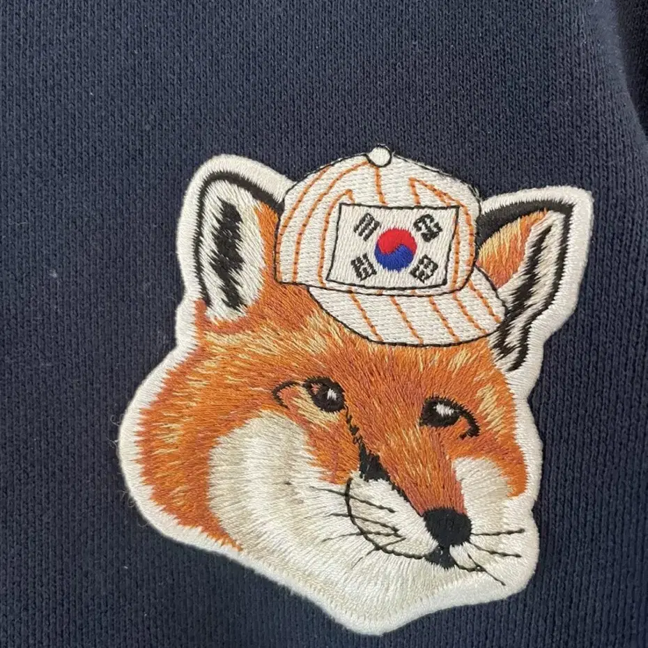 메종키츠네 국뽕 맨투맨