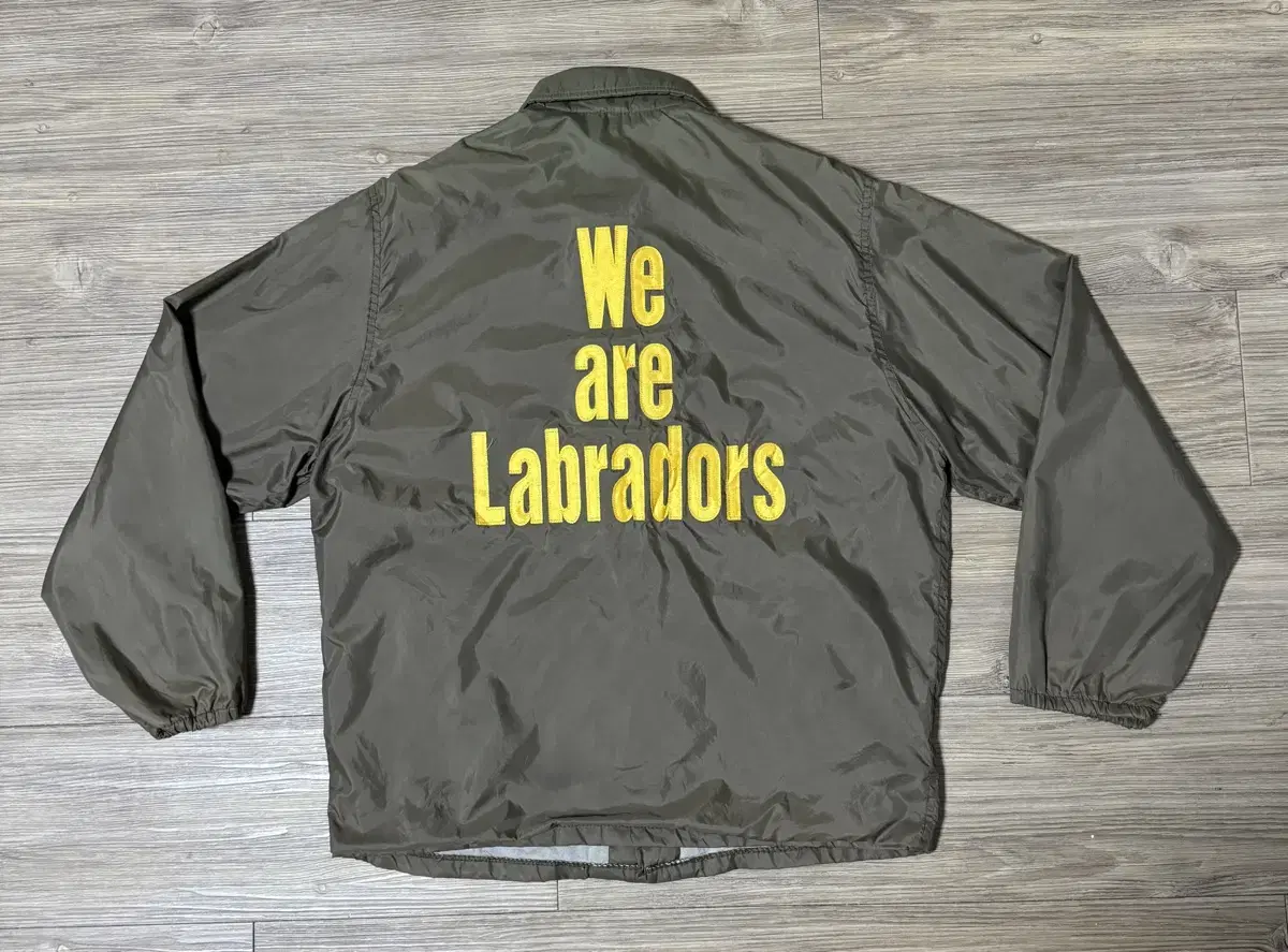 90s USA DUNBROOKE Labrador Retriever Embroidered Nylon Coach Jacket