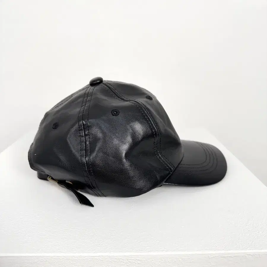 vintage dickies faux leather cap