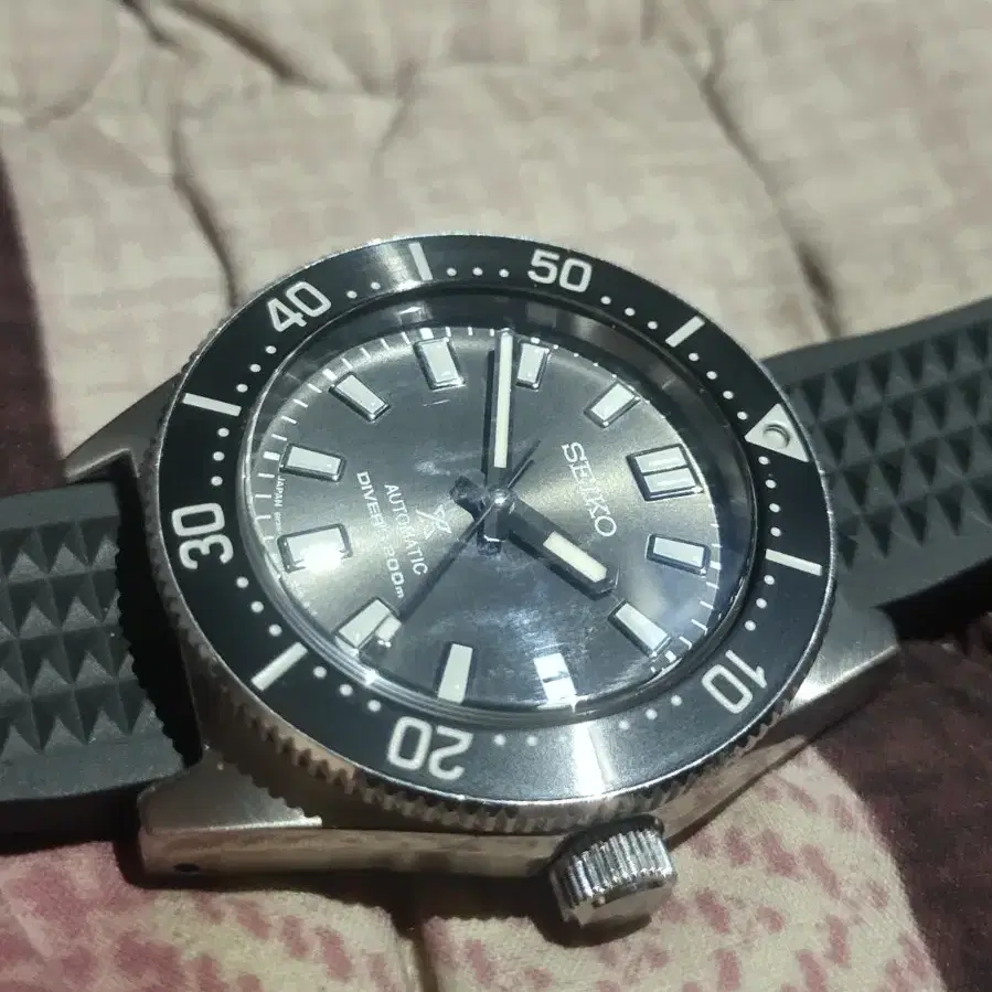 SEIKO  SPB143 신형(3시 야광 마킹)