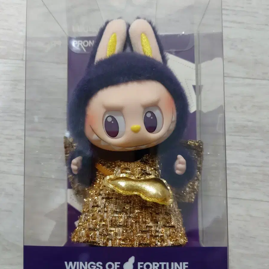 Shop 라부부프로나운스 on Bunjang Global Site - No more