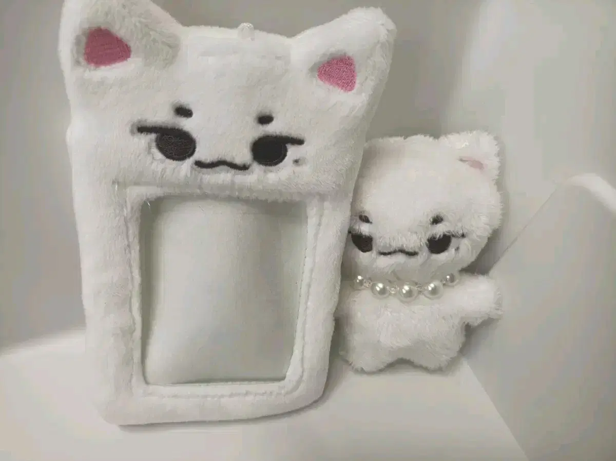 Seventeen woozi sells doll & photocard holder in bulk