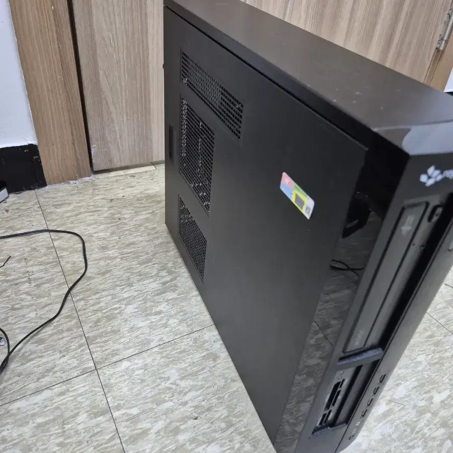 pc 본체팝니다