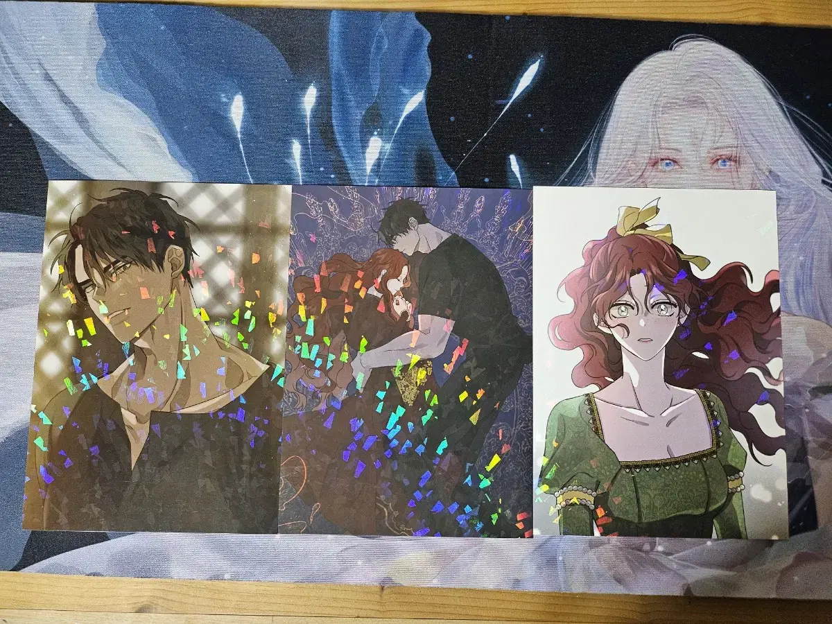 Under the holly tree hologram signature postcard sells