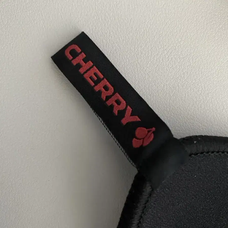 가격낮춤! [새상품] 체리 cherry 데스크 마우스패드 (기간한정)