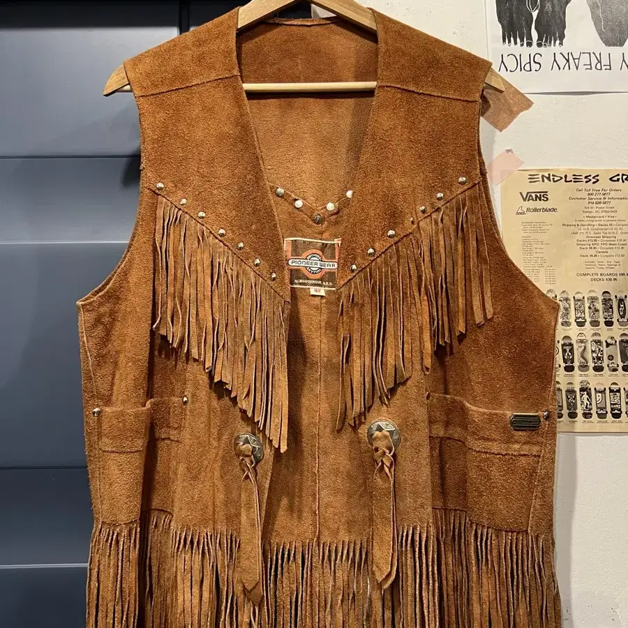 1970s PIONEER WEAR FRINGE 스웨이드레더 웨스턴베스트