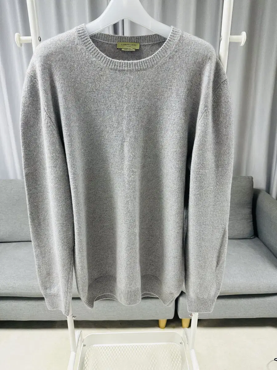 Corneliani cashmere knit (luxury genuine)