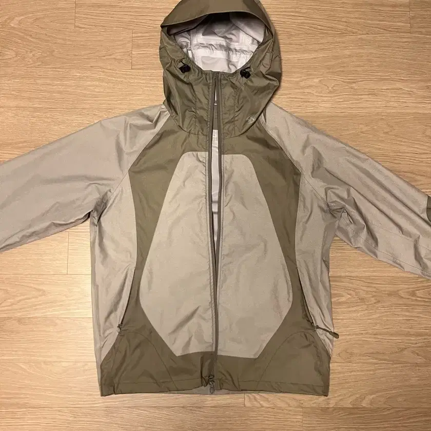 Shop SAN SAN GEAR on Bunjang Global Site.