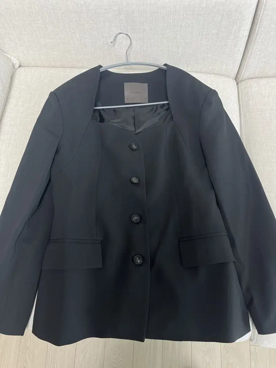 Heart Neck Black Jacket