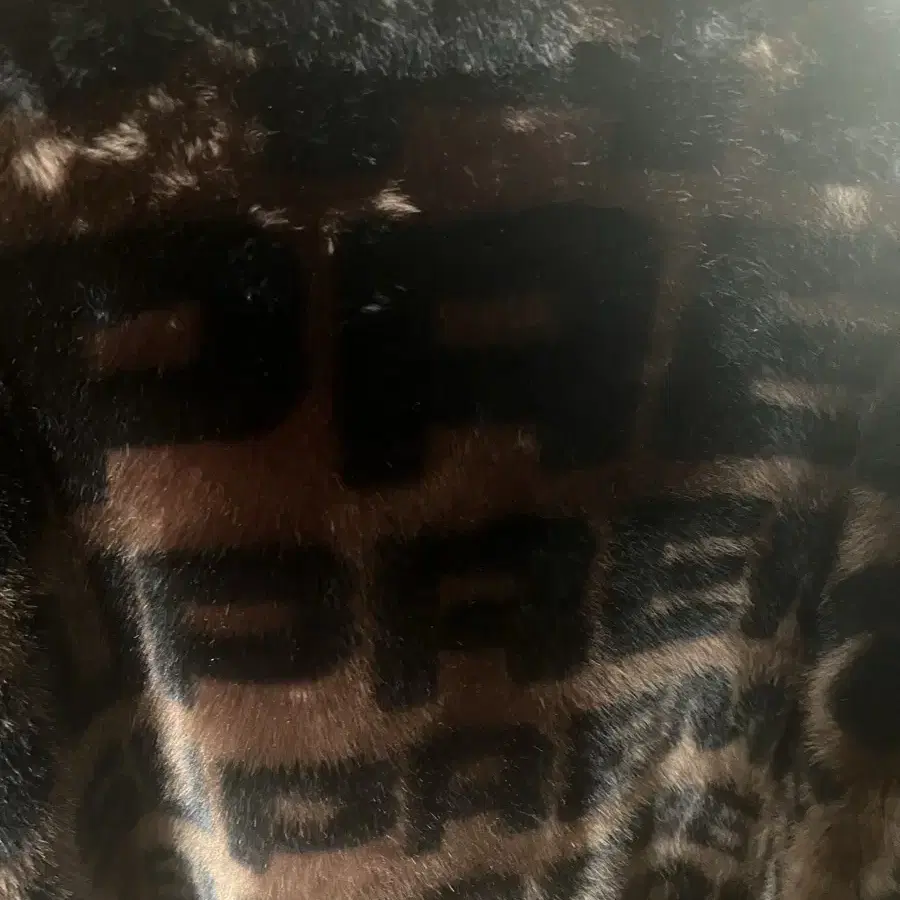 슈프림 faux fur 자켓 L사이즈