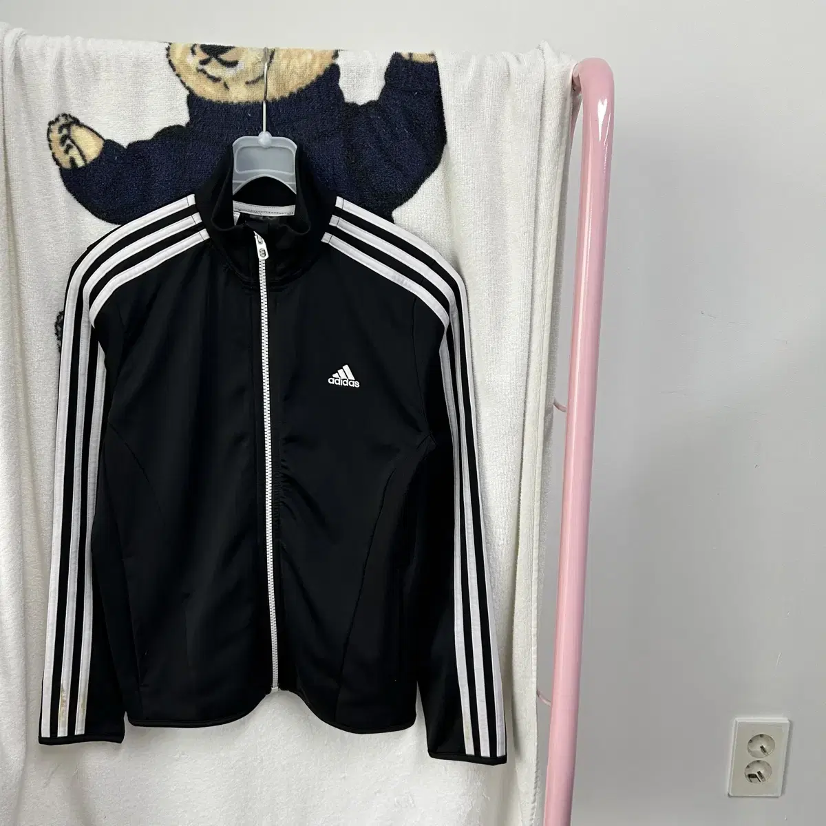 Adidas jersey [83]