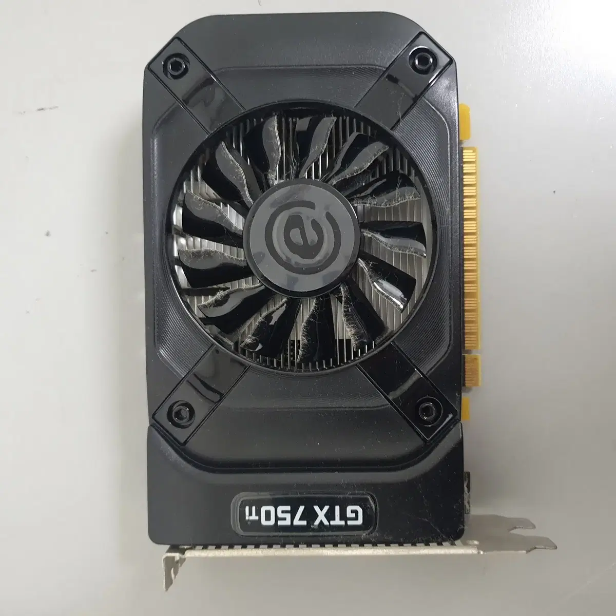 [무료배송] 중고 이엠텍 제논 GTX 750 Ti 게이밍 그래픽카드